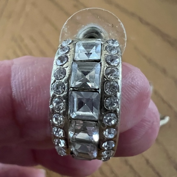***Donated***Clear stone classy earrings - Picture 4 of 5